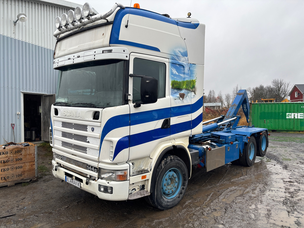 Scania 144G 530 - Pacēlājs ar āķi: foto 1 Scania 144G 530 - Pacēlājs ar āķi: foto 1