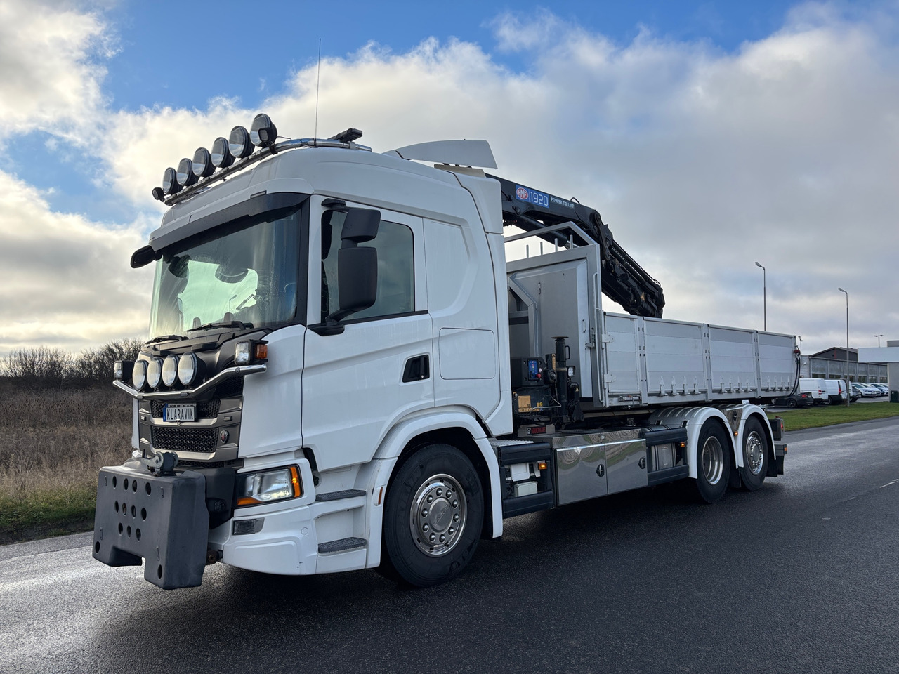 Scania G410 - Pacēlājs ar āķi: foto 1 Scania G410 - Pacēlājs ar āķi: foto 1