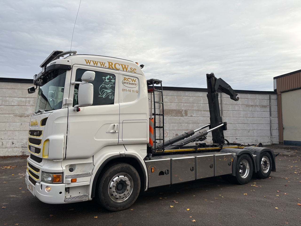 Scania R440 - Pacēlājs ar āķi: foto 1 Scania R440 - Pacēlājs ar āķi: foto 1