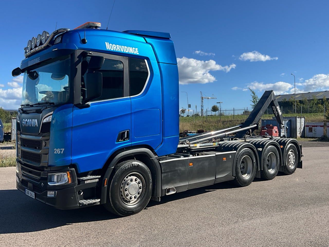 Scania R520 - Pacēlājs ar āķi: foto 1 Scania R520 - Pacēlājs ar āķi: foto 1
