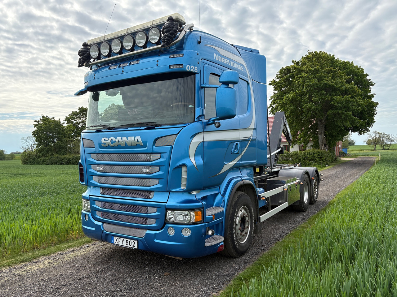 Scania R560 - Pacēlājs ar āķi: foto 1 Scania R560 - Pacēlājs ar āķi: foto 1