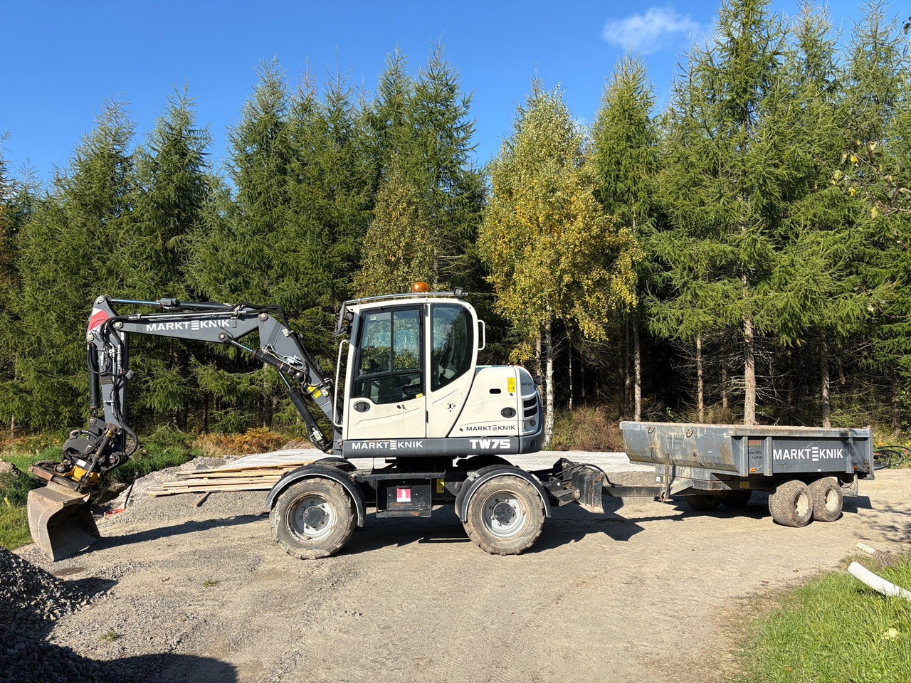 Terex TW75 - Ekskavators: foto 1 Terex TW75 - Ekskavators: foto 1
