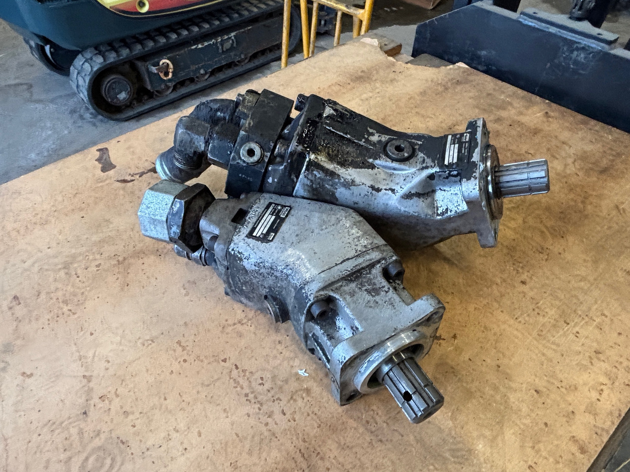 Voac & Parker - Hidrauliskais sūknis - Celtniecības tehnika: foto 1 Voac & Parker - Hidrauliskais sūknis - Celtniecības tehnika: foto 1