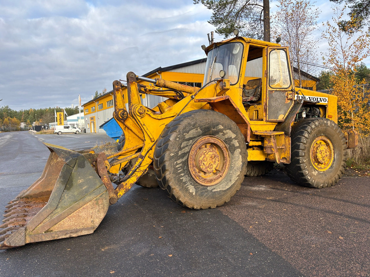 Volvo BM LM845 - Riteņu iekrāvējs: foto 1 Volvo BM LM845 - Riteņu iekrāvējs: foto 1