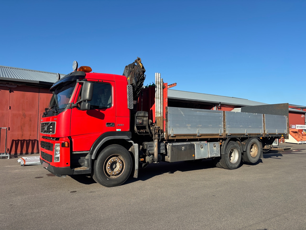 Volvo FM9 260 - Kravas auto ar manipulatoru: foto 1 Volvo FM9 260 - Kravas auto ar manipulatoru: foto 1