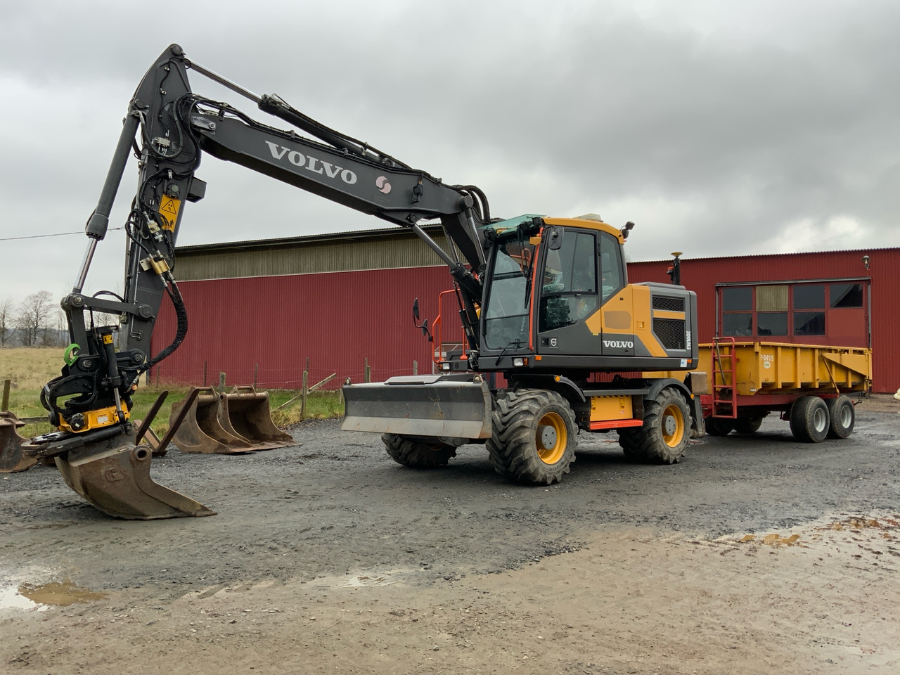 Volvo Möre EW160E - Ekskavators: foto 1 Volvo Möre EW160E - Ekskavators: foto 1