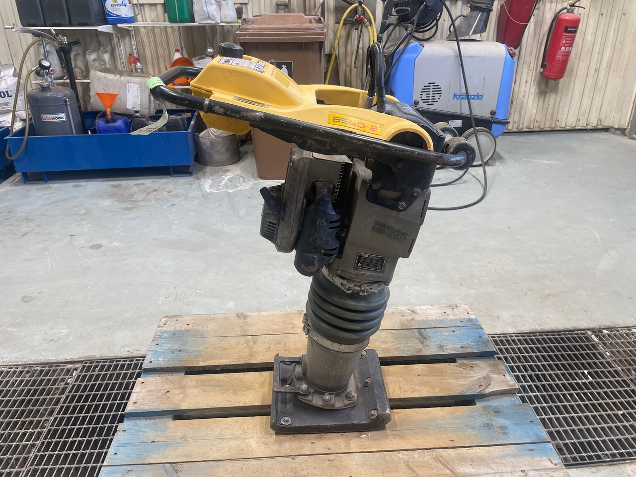 Wacker Neuson BS60-2 - Vibrobliete: foto 1 Wacker Neuson BS60-2 - Vibrobliete: foto 1