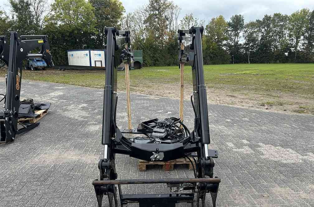 Trima Alo 5.1+ frontlader case new holland steyr - Frontālais iekrāvējs: foto 2 Trima Alo 5.1+ frontlader case new holland steyr - Frontālais iekrāvējs: foto 2