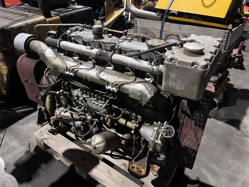 Dzinējs - Kravas automašīna DAF Daf rs200 Euro2 825 ATI: foto 7 Dzinējs - Kravas automašīna DAF Daf rs200 Euro2 825 ATI: foto 7