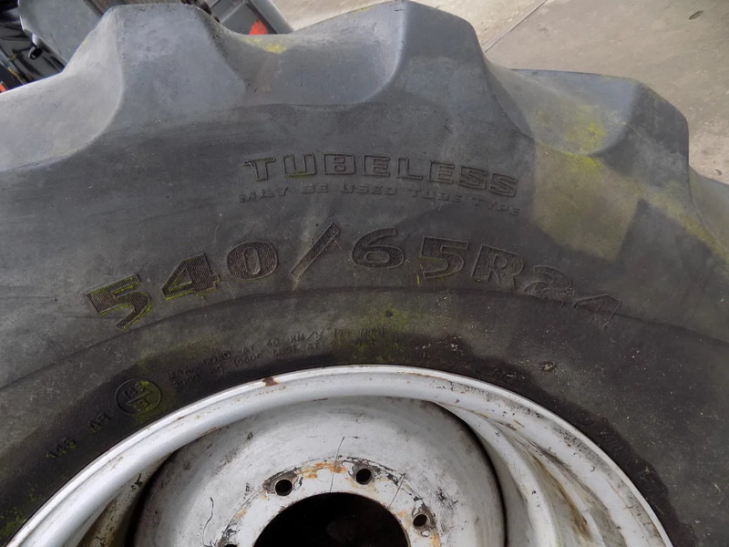 GOOD YEAR banden met velg good year banden met velg 540/65 R 24 - Labības kombains: foto 2 GOOD YEAR banden met velg good year banden met velg 540/65 R 24 - Labības kombains: foto 2