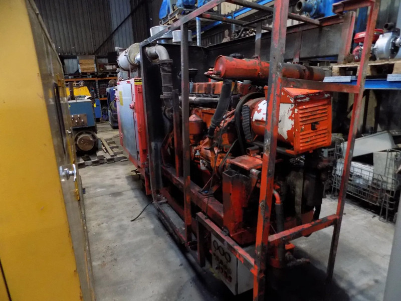 Urbšanas mašīna Ingersoll Rand Compressor 9270 of 9/270 Cummins ISL: foto 13