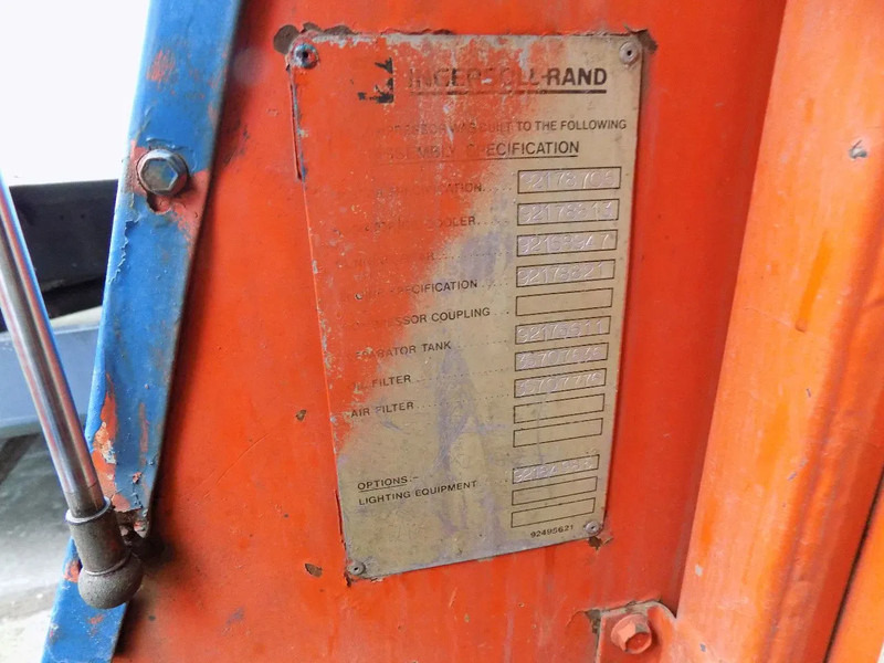 Ingersoll Rand Ingersoll rand P175W compressor met deutz P175W compressor met deutz līzingu Ingersoll Rand Ingersoll rand P175W compressor met deutz P175W compressor met deutz: foto 8