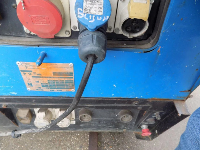 Kubota generator stroom en las diesel. - Betonēšanas iekārta: foto 5 Kubota generator stroom en las diesel. - Betonēšanas iekārta: foto 5