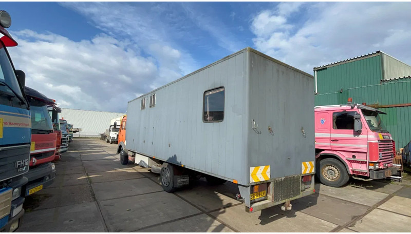 Mercedes-Benz NG Mercedes benz NG 1213 Box truck - Kravas automašīna ar slēgto virsbūvi: foto 3 Mercedes-Benz NG Mercedes benz NG 1213 Box truck - Kravas automašīna ar slēgto virsbūvi: foto 3