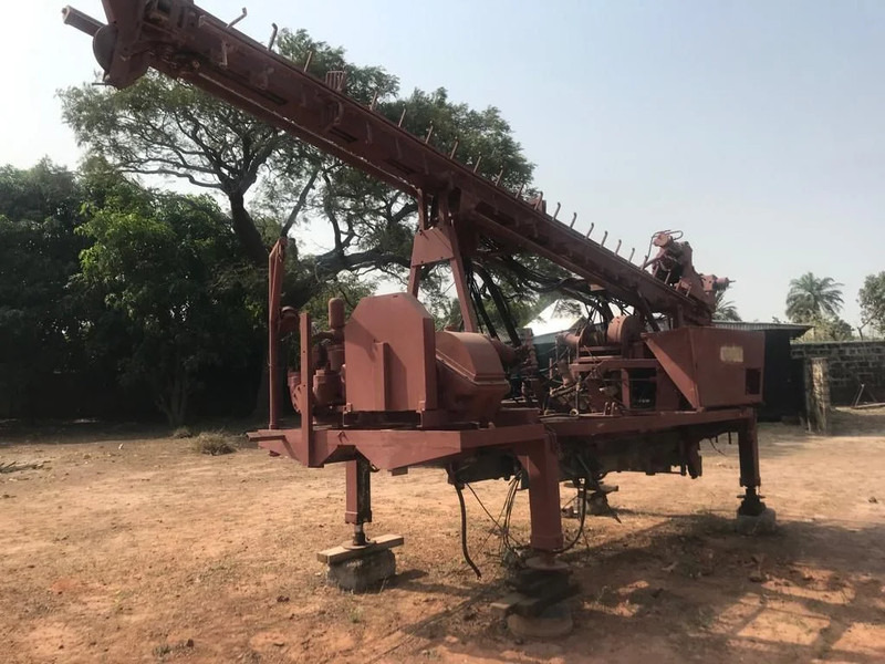 Wirth Wirth B2A Brunnenboh Drilling rig - Urbšanas mašīna: foto 1 Wirth Wirth B2A Brunnenboh Drilling rig - Urbšanas mašīna: foto 1