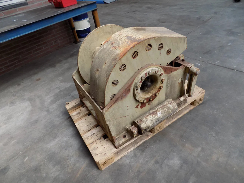 Lier-winch puls lier-puls winch met vrije val - Urbšanas mašīna: foto 5 Lier-winch puls lier-puls winch met vrije val - Urbšanas mašīna: foto 5