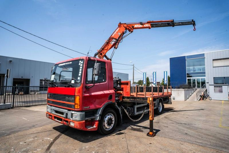 DAF 65.180 - ATLAS 100.1 - Bortu kravas automašīna/ Platforma, Kravas auto ar manipulatoru: foto 1 DAF 65.180 - ATLAS 100.1 - Bortu kravas automašīna/ Platforma, Kravas auto ar manipulatoru: foto 1