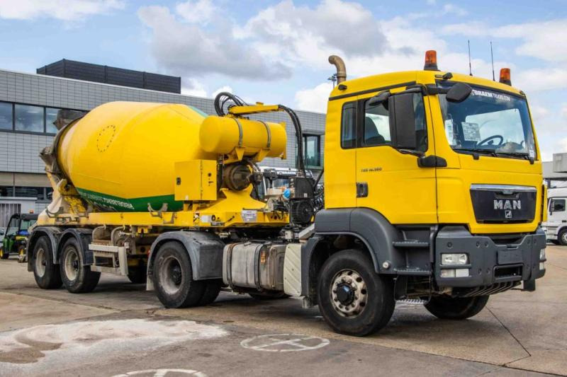 DE BUF BETON MIXER/MALAXEUR/MISCHER 10M3 - Betona maisītājs puspiekabe: foto 4 DE BUF BETON MIXER/MALAXEUR/MISCHER 10M3 - Betona maisītājs puspiekabe: foto 4