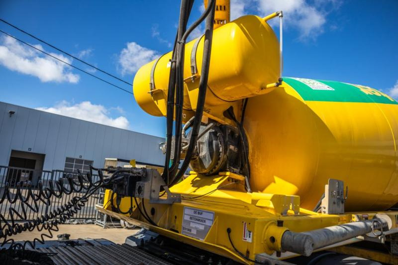 DE BUF BETON MIXER/MALAXEUR/MISCHER-10M3 - Betona maisītājs puspiekabe: foto 5 DE BUF BETON MIXER/MALAXEUR/MISCHER-10M3 - Betona maisītājs puspiekabe: foto 5