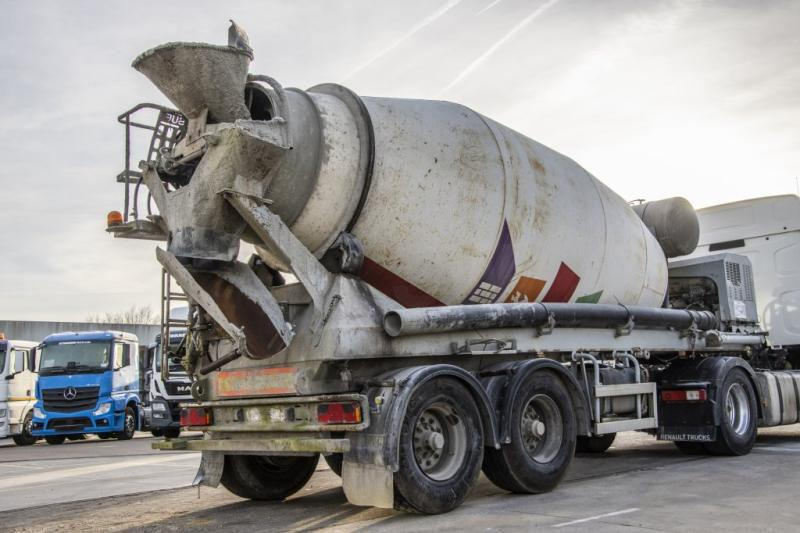 DE BUF BETON MIXER/MALAXEUR/MISCHER 10m3+MOTOR/MOTEUR - Betona maisītājs puspiekabe: foto 3 DE BUF BETON MIXER/MALAXEUR/MISCHER 10m3+MOTOR/MOTEUR - Betona maisītājs puspiekabe: foto 3