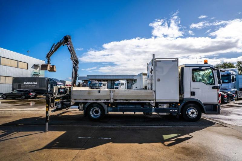 MAN TGL 12.190 BL + HIAB 055 D-1 HIDUO - Bortu kravas automašīna/ Platforma, Kravas auto ar manipulatoru: foto 3 MAN TGL 12.190 BL + HIAB 055 D-1 HIDUO - Bortu kravas automašīna/ Platforma, Kravas auto ar manipulatoru: foto 3