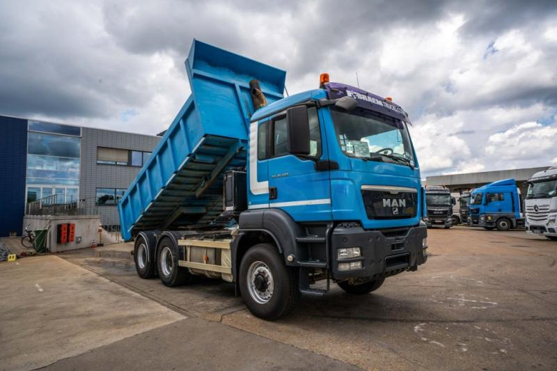 MAN TGS 26.400 BL 6X6H - TRACTOR / TIPPER - Kravas automašīna pašizgāzējs: foto 3 MAN TGS 26.400 BL 6X6H - TRACTOR / TIPPER - Kravas automašīna pašizgāzējs: foto 3