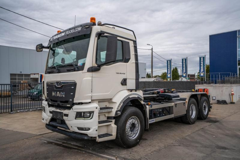 MAN TGS 26.430 6x2-4 BL - Pacēlājs ar āķi: foto 1 MAN TGS 26.430 6x2-4 BL - Pacēlājs ar āķi: foto 1