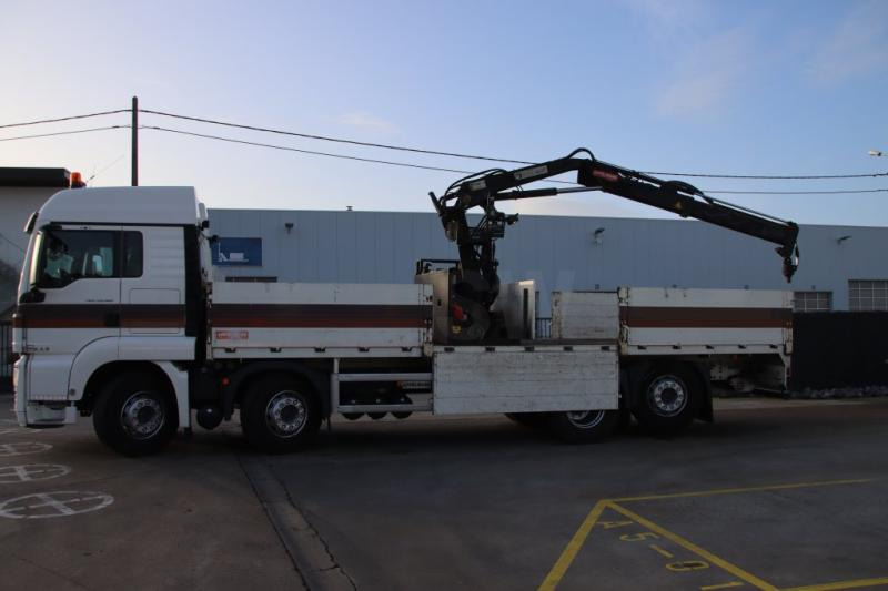 MAN TGS 35.360 BL-8x2-HIAB 085 - Bortu kravas automašīna/ Platforma, Kravas auto ar manipulatoru: foto 4 MAN TGS 35.360 BL-8x2-HIAB 085 - Bortu kravas automašīna/ Platforma, Kravas auto ar manipulatoru: foto 4