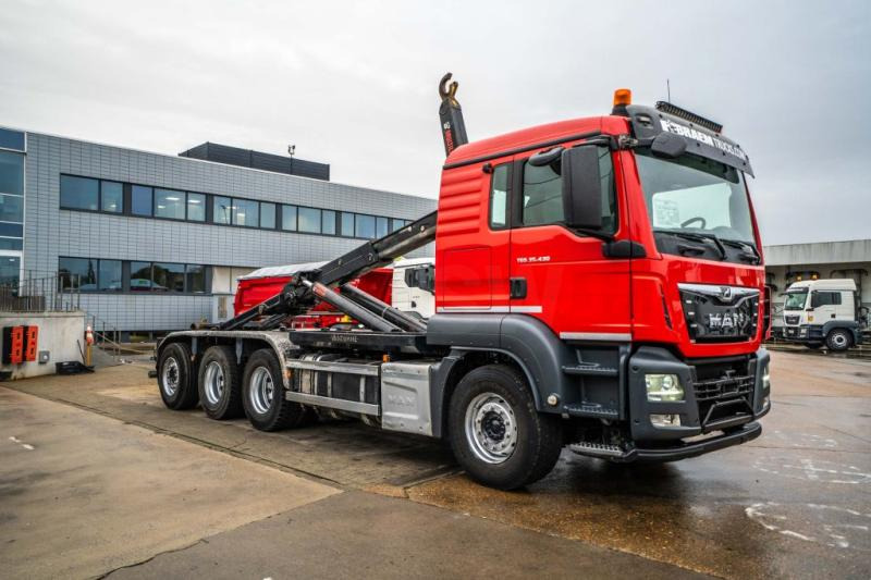 MAN TGS 35.430 BL - HIAB - Pacēlājs ar āķi: foto 2 MAN TGS 35.430 BL - HIAB - Pacēlājs ar āķi: foto 2