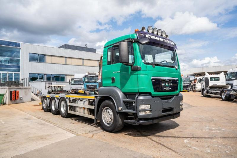 MAN TGS 35.440 BL 8x4-4 - Pacēlājs ar āķi: foto 2 MAN TGS 35.440 BL 8x4-4 - Pacēlājs ar āķi: foto 2