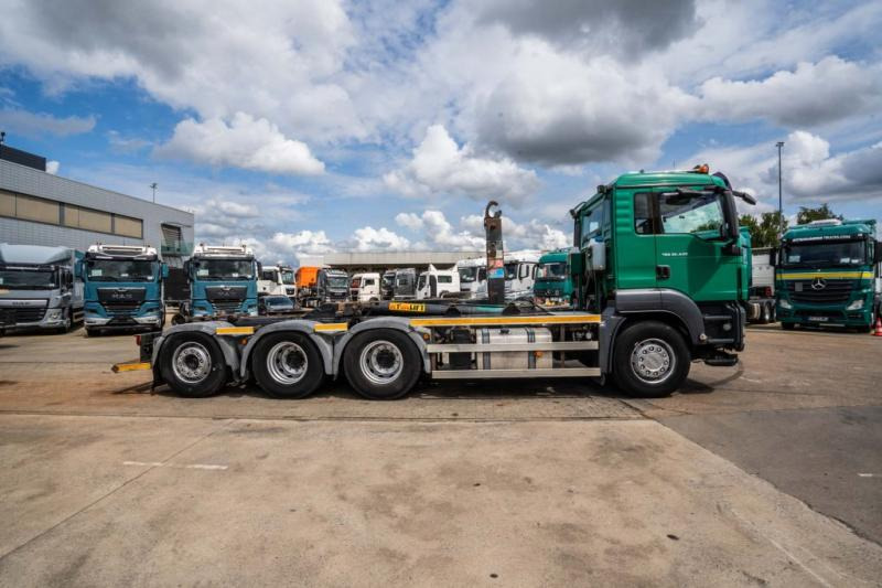 MAN TGS 35.440 BL 8x4-4 - Pacēlājs ar āķi: foto 3 MAN TGS 35.440 BL 8x4-4 - Pacēlājs ar āķi: foto 3