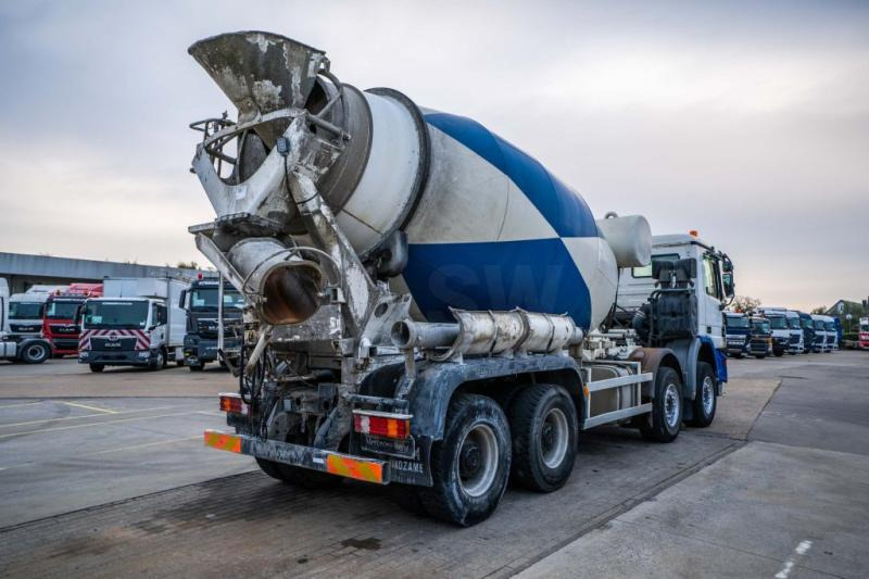 Mercedes ACTROS 4141 BB-MP2 + MIXER 9M3 - Betonvedējs: foto 4 Mercedes ACTROS 4141 BB-MP2 + MIXER 9M3 - Betonvedējs: foto 4