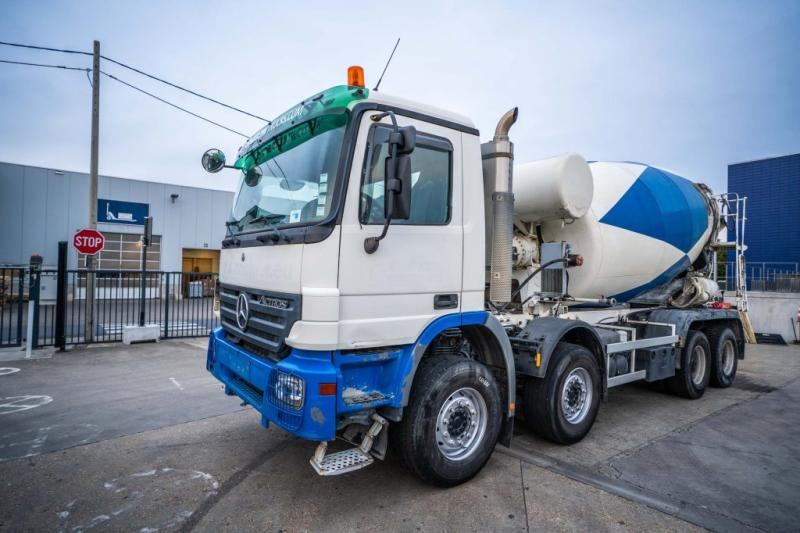 Mercedes ACTROS 4141 BB-MP2 + MIXER 9M3 - Betonvedējs: foto 1 Mercedes ACTROS 4141 BB-MP2 + MIXER 9M3 - Betonvedējs: foto 1