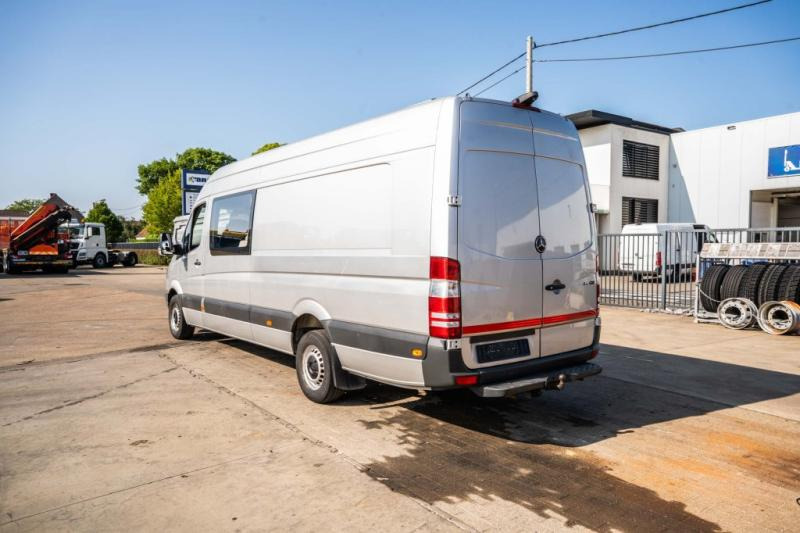 Mercedes Sprinter 319 CDI/3.5+6 p. - Kravas mikroautobuss: foto 5 Mercedes Sprinter 319 CDI/3.5+6 p. - Kravas mikroautobuss: foto 5