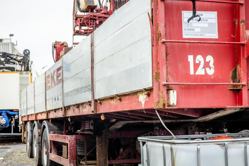 Kwb KRAAN/CRANE/GRUE/KRAN - KENNIS 16 TON/M(3xhydr.) - Puspiekabe: foto 5 Kwb KRAAN/CRANE/GRUE/KRAN - KENNIS 16 TON/M(3xhydr.) - Puspiekabe: foto 5