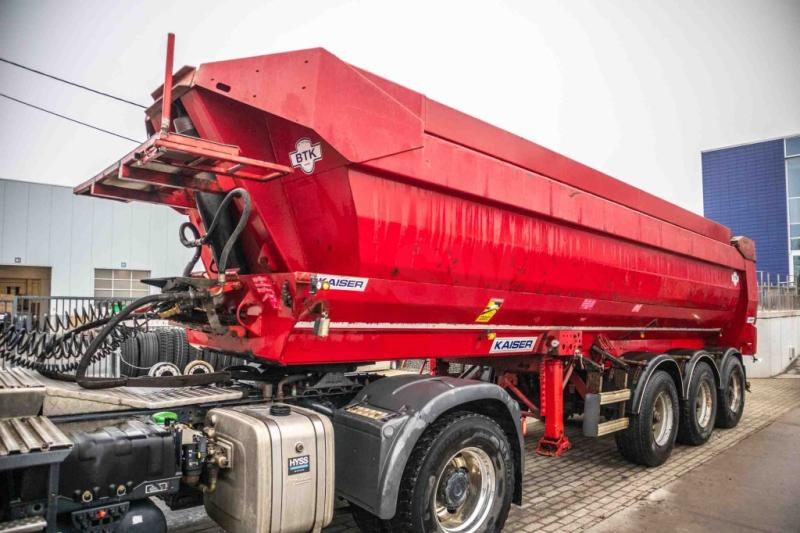 ROBUSTE-KAISER KIPPER - HYRD. DEUR-30m3 - Puspiekabe pašizgāzējs: foto 1 ROBUSTE-KAISER KIPPER - HYRD. DEUR-30m3 - Puspiekabe pašizgāzējs: foto 1