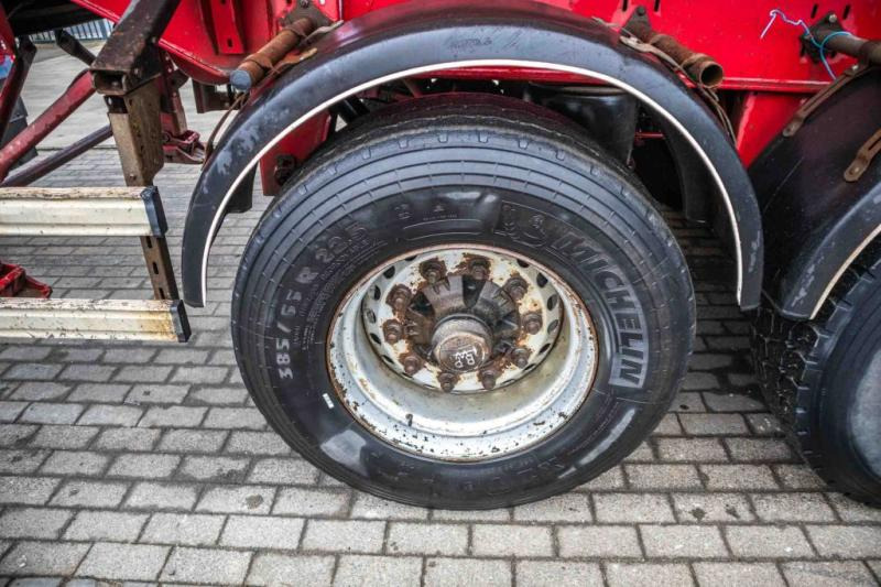 ROBUSTE-KAISER KIPPER - HYRD. DEUR-30m3 - Puspiekabe pašizgāzējs: foto 5 ROBUSTE-KAISER KIPPER - HYRD. DEUR-30m3 - Puspiekabe pašizgāzējs: foto 5