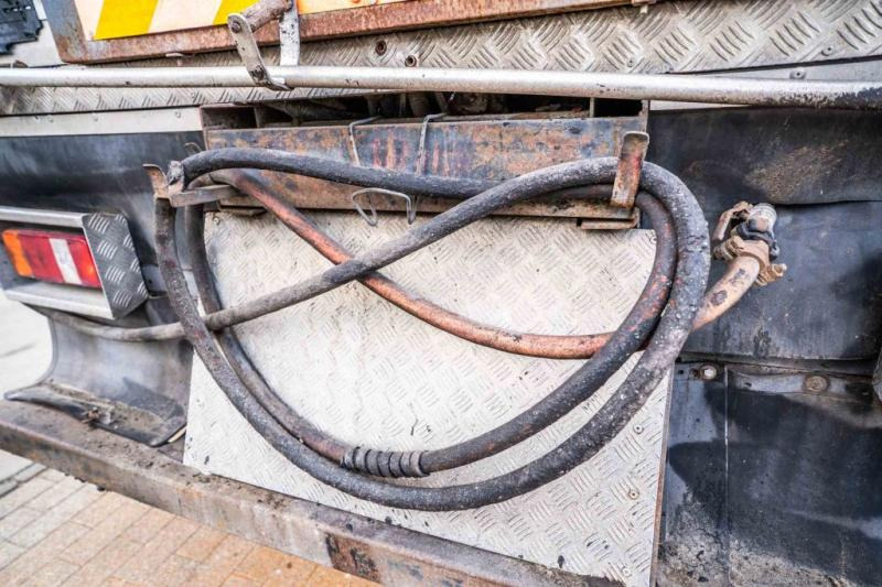 Scania SCANIA 124G420-6x4/BITUMEN/ASFALT līzingu Scania SCANIA 124G420-6x4/BITUMEN/ASFALT: foto 9