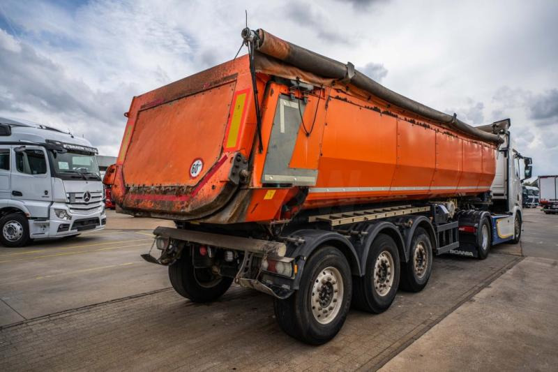 Schmitz SGF-S3-GEISOLEERDE KIPPER-27m3 - Puspiekabe pašizgāzējs: foto 4 Schmitz SGF-S3-GEISOLEERDE KIPPER-27m3 - Puspiekabe pašizgāzējs: foto 4