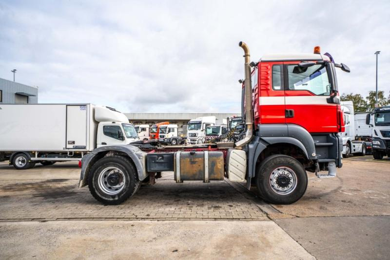 MAN TGS 18.440 BLS 4x4 (+cardan) - Vilcējs: foto 3 MAN TGS 18.440 BLS 4x4 (+cardan) - Vilcējs: foto 3