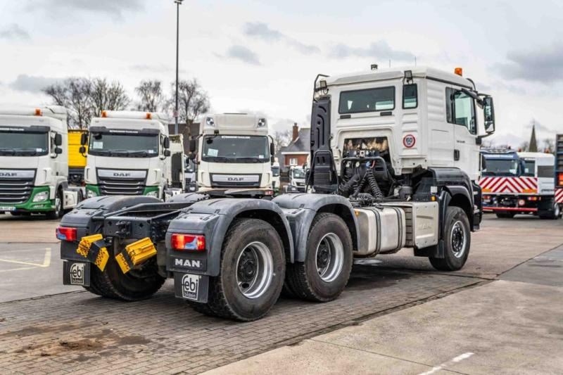 MAN TGS 33.500 BLS+BIG AXLES+KIPHYDR. - Vilcējs: foto 4 MAN TGS 33.500 BLS+BIG AXLES+KIPHYDR. - Vilcējs: foto 4