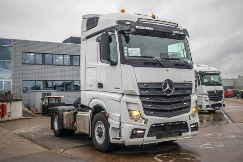 Mercedes ACTROS 1845 HAD+KIPHYDR. - Vilcējs: foto 2 Mercedes ACTROS 1845 HAD+KIPHYDR. - Vilcējs: foto 2