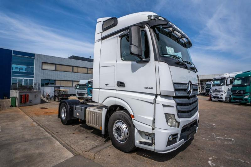 Mercedes ACTROS 1845 LS - Vilcējs: foto 2 Mercedes ACTROS 1845 LS - Vilcējs: foto 2