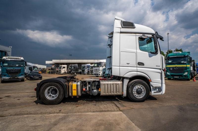 Mercedes ACTROS 1845 LS HAD+KIPHYDR. - Vilcējs: foto 3 Mercedes ACTROS 1845 LS HAD+KIPHYDR. - Vilcējs: foto 3