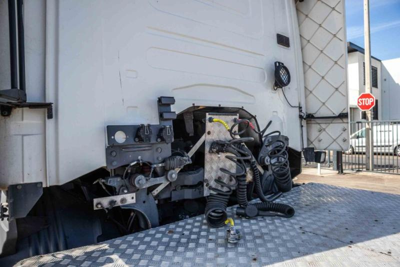 Vilcējs Scania G420 -EURO 5 + KIPHYDR.: foto 9