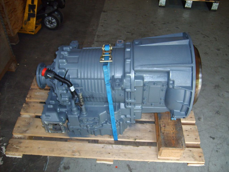 Terberg Allison MT643,MD3060,MD3000,ZF 6WG211 - Termināļa traktors: foto 3 Terberg Allison MT643,MD3060,MD3000,ZF 6WG211 - Termināļa traktors: foto 3