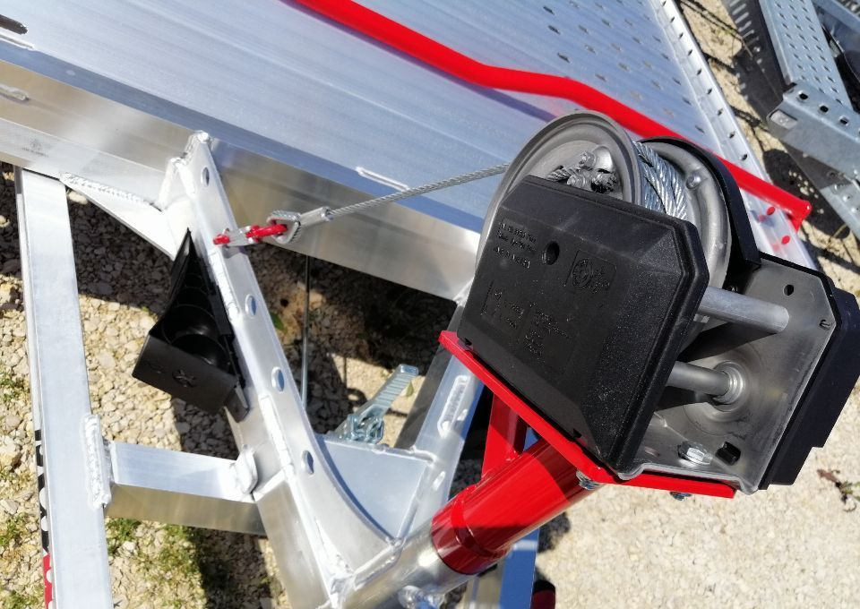 Jaunā Piekabe autovedējs Besttrailers Silverstone: foto 5