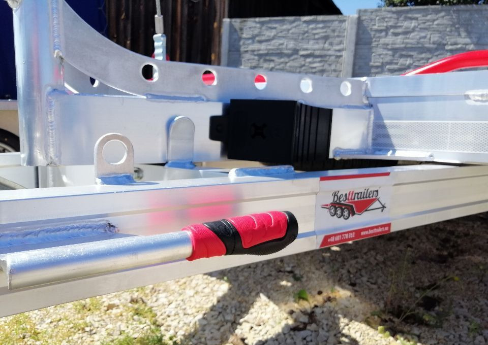 Jaunā Piekabe autovedējs Besttrailers Silverstone: foto 6