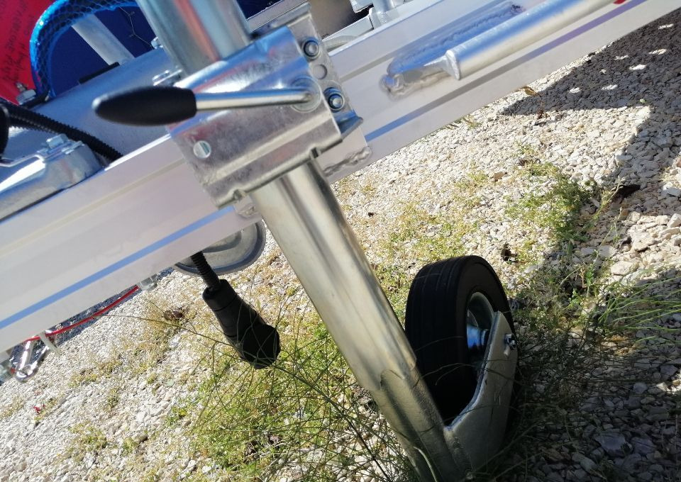 Jaunā Piekabe autovedējs Besttrailers Silverstone: foto 7