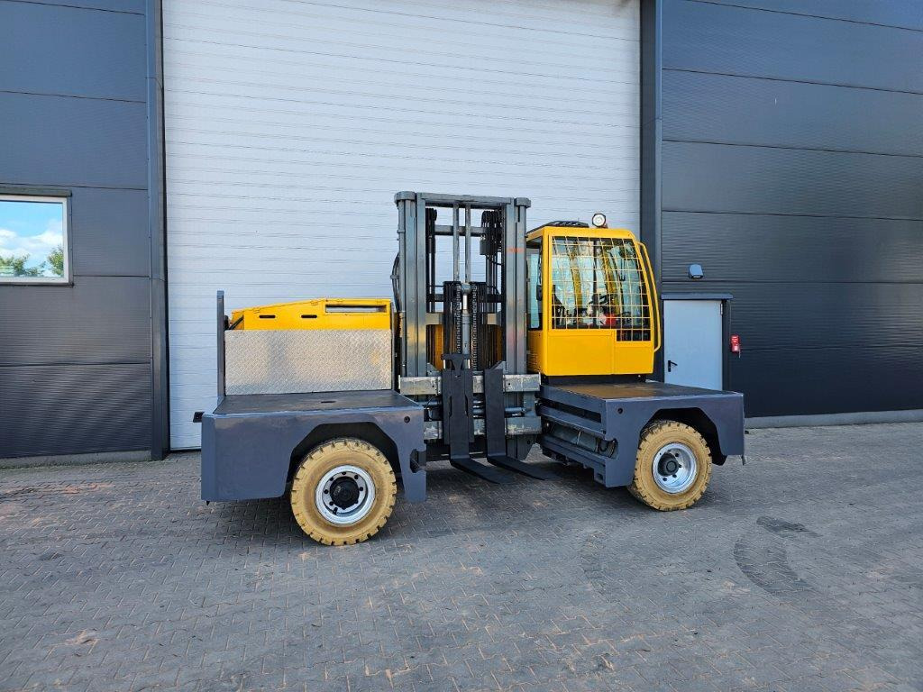 Baumann EGX60/14/63TR - TRIPLEX - Sānu autokrāvējs: foto 1 Baumann EGX60/14/63TR - TRIPLEX - Sānu autokrāvējs: foto 1